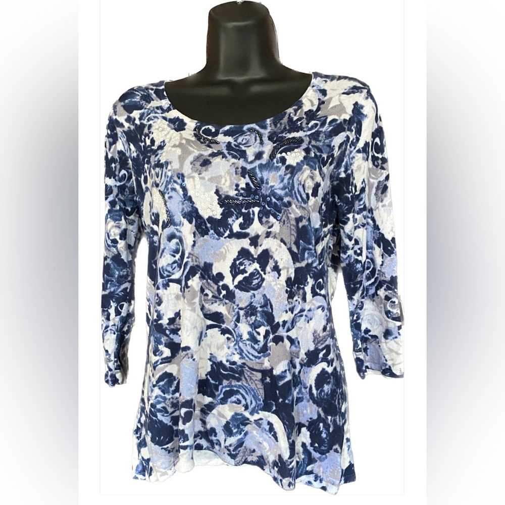 CHAGALL BLU/WHT Light Knit Top, M Summer Sale